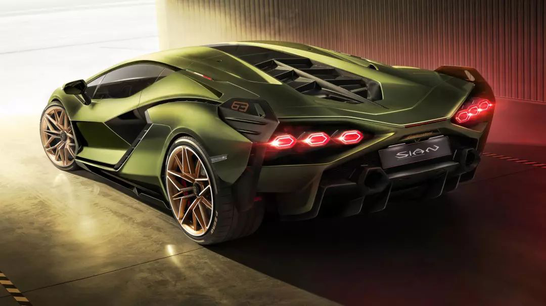 Lamborghini's fastest sports car ever is a hybrid car with super capacitors  | GREEN TECH